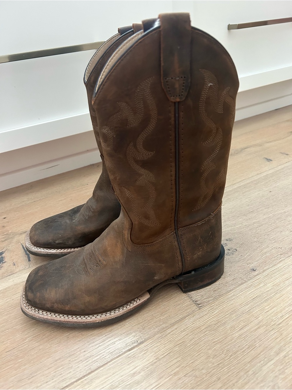 Cody James Brown Leather Cowboy Boots